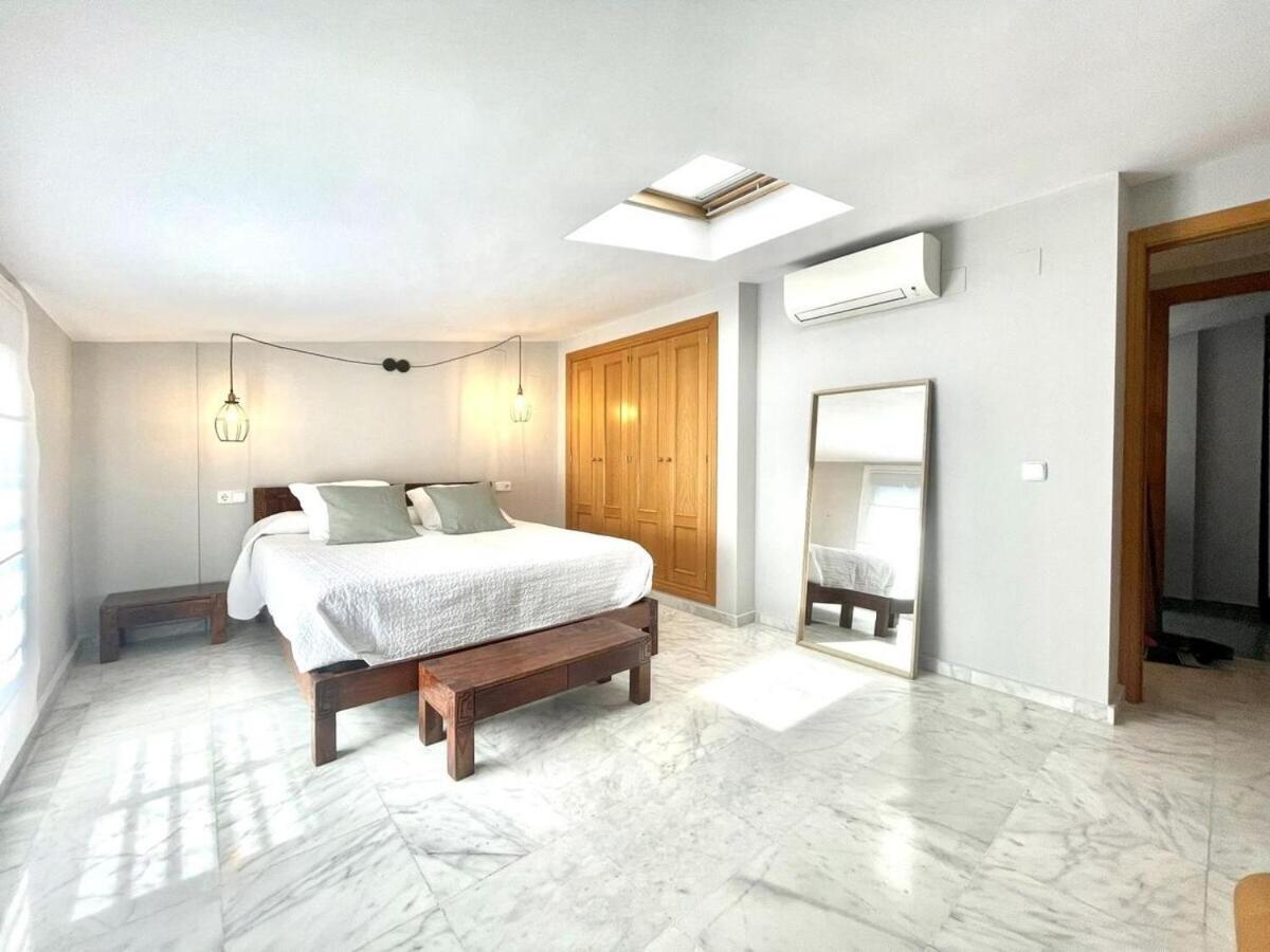Calu Homes Duplex Cerca Playa De Huelin Malaga Exterior photo