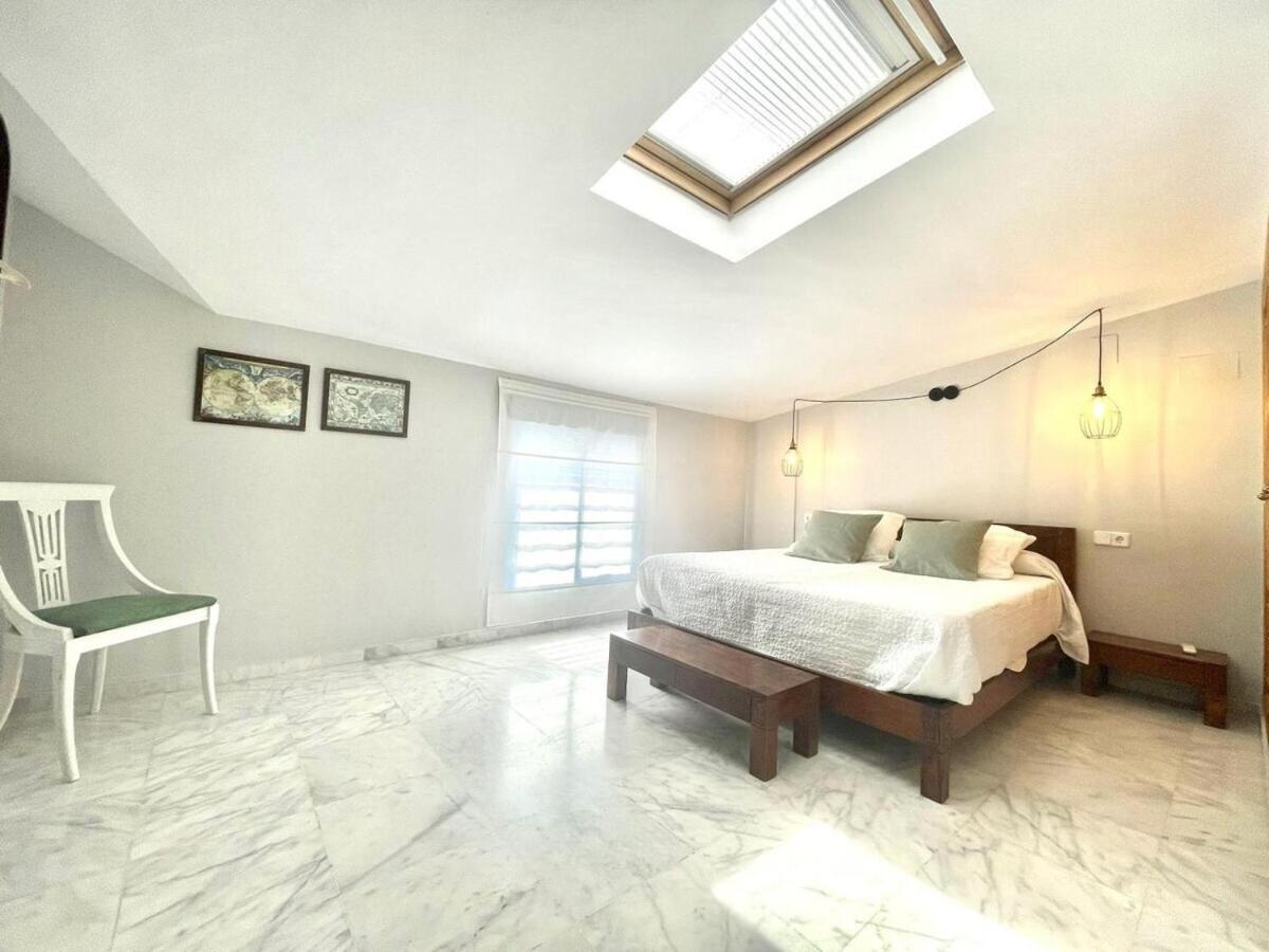 Calu Homes Duplex Cerca Playa De Huelin Malaga Exterior photo